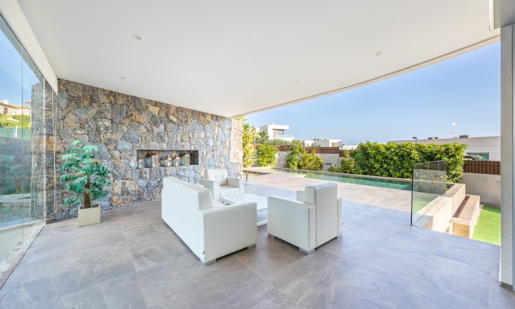Reventa - Villa -
Finestrat - Golf Bahia