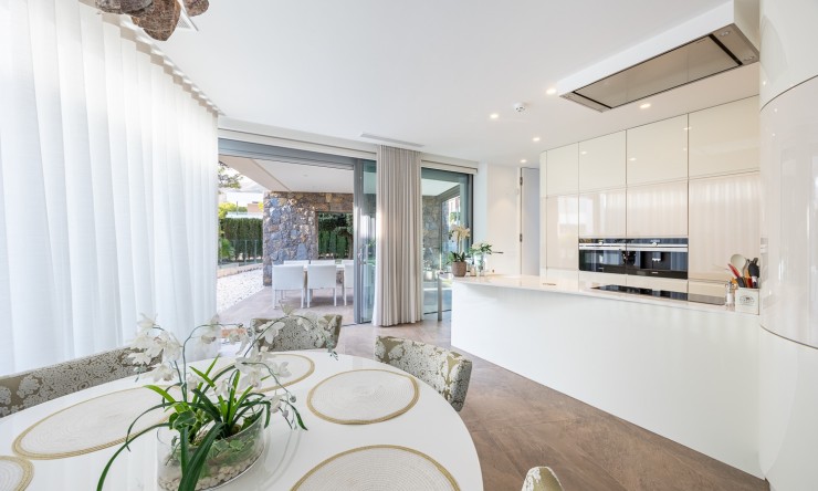 Reventa - Villa -
Finestrat - Golf Bahia