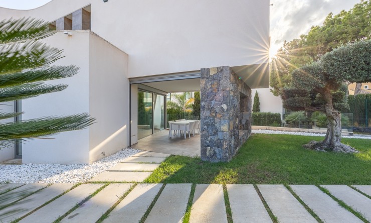 Reventa - Villa -
Finestrat - Golf Bahia