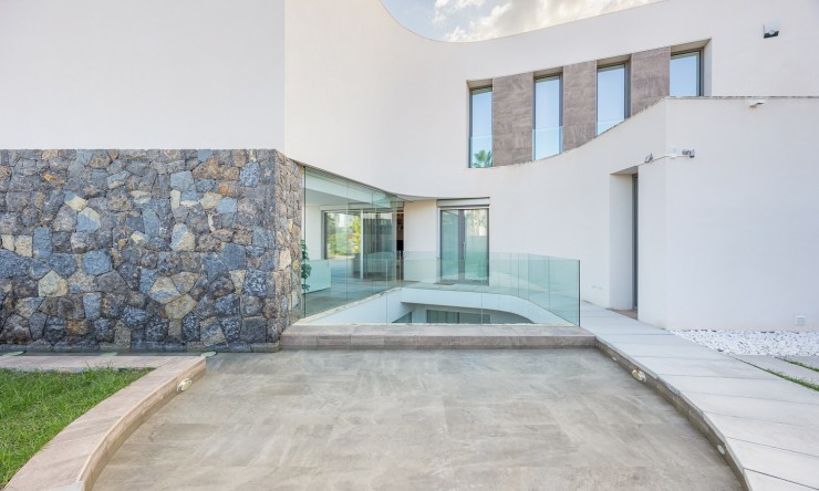 Reventa - Villa -
Finestrat - Golf Bahia