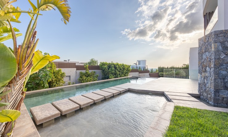 Reventa - Villa -
Finestrat - Golf Bahia