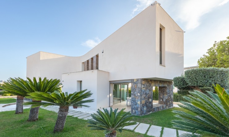 Reventa - Villa -
Finestrat - Golf Bahia