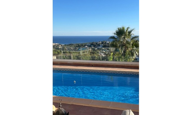 Resale - Villa -
Moraira - Pinar del Advocat - Cometa