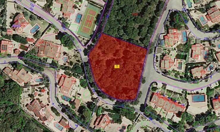 Revente - Terrain urbain -
Moraira - Pinar del Advocat - Cometa