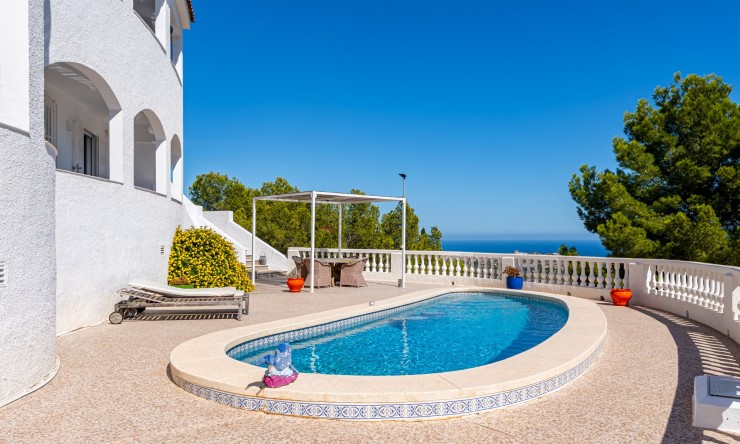Resale - Villa -
L'Alfàs del Pi - Escandinavia - Cautivador