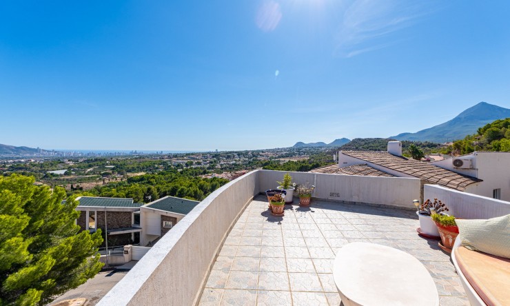 Resale - Villa -
L'Alfàs del Pi - Escandinavia - Cautivador