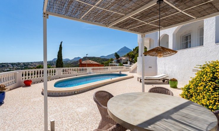 Resale - Villa -
L'Alfàs del Pi - Escandinavia - Cautivador