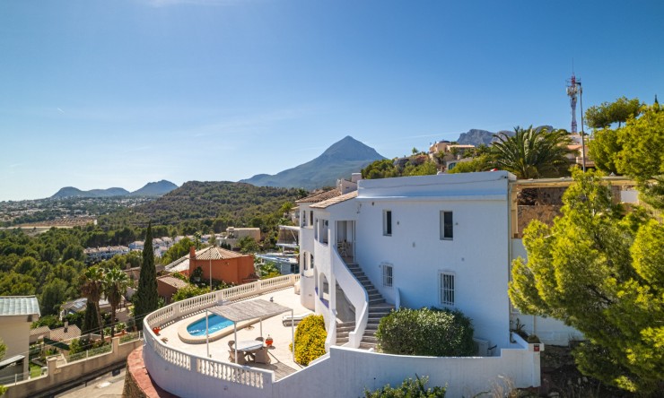 Resale - Villa -
L'Alfàs del Pi - Escandinavia - Cautivador