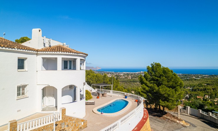 Resale - Villa -
L'Alfàs del Pi - Escandinavia - Cautivador