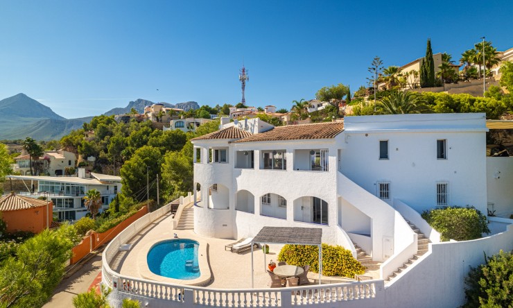 Resale - Villa -
L'Alfàs del Pi - Escandinavia - Cautivador