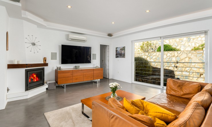 Resale - Villa -
L'Alfàs del Pi - Escandinavia - Cautivador