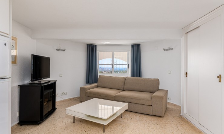 Resale - Villa -
L'Alfàs del Pi - Escandinavia - Cautivador