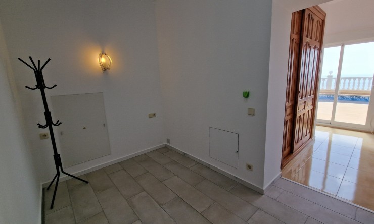 Wiederverkauf - Villa -
Benitachell / El Poble Nou de Benitatxell - Cumbre del Sol