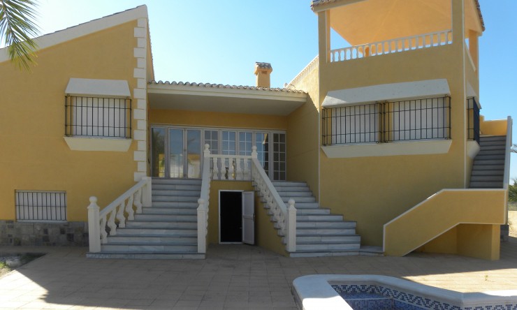 Nueva construcción  - Villa -
La Manga del Mar Menor