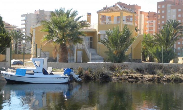 Nueva construcción  - Villa -
La Manga del Mar Menor