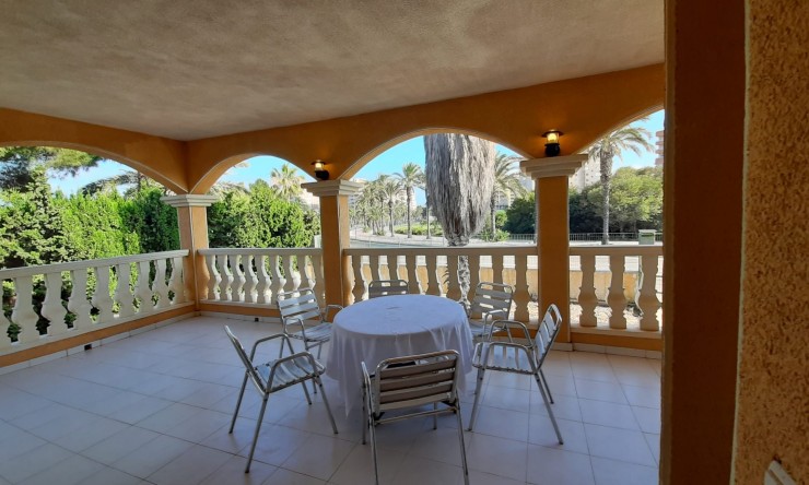 Nueva construcción  - Villa -
La Manga del Mar Menor