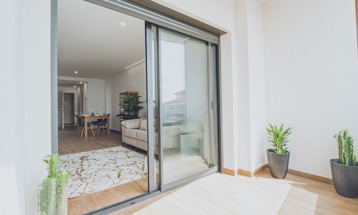 Nowe budownictwo - Apartament -
Redován