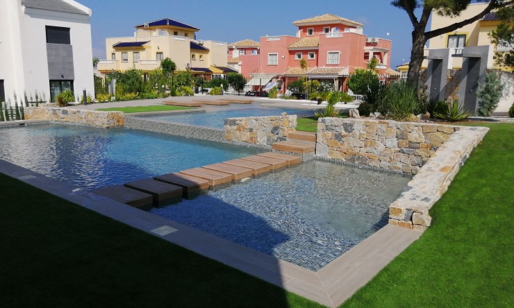 Neue Gebäude - Bungalow -
Torrevieja