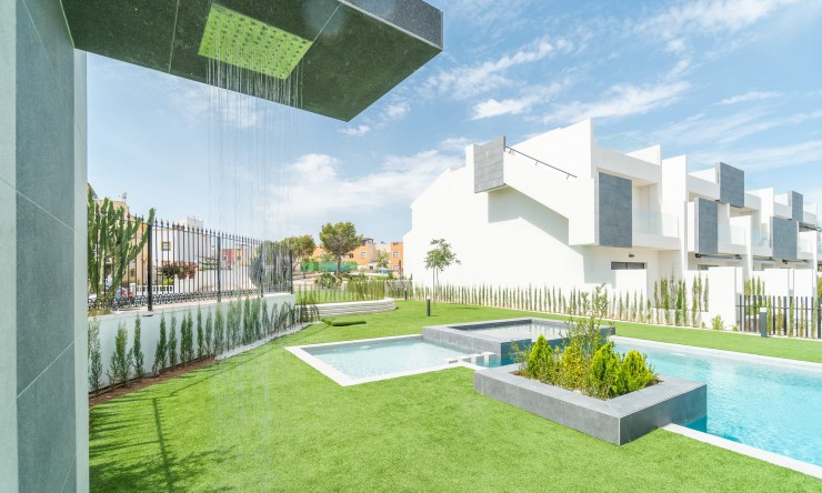 Neue Gebäude - Bungalow -
Torrevieja