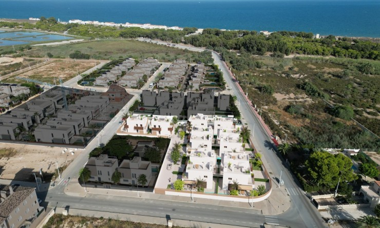 Neue Gebäude - Villa -
Elche