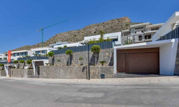 Nueva construcción  - Villa -
Finestrat