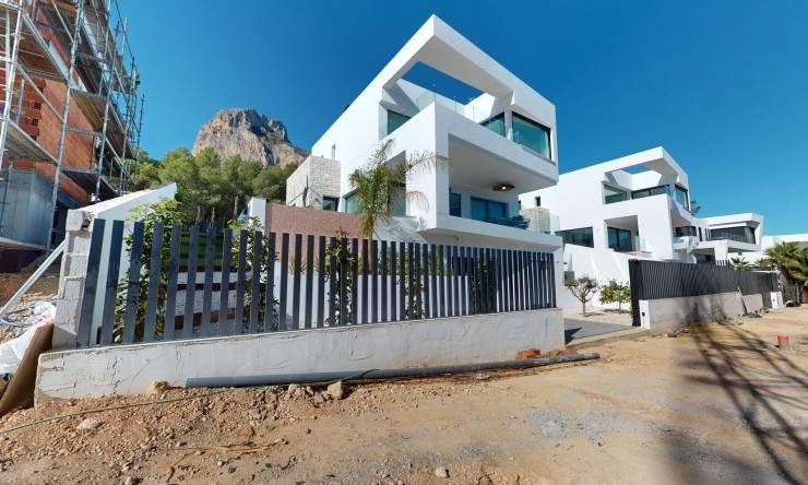 Neue Gebäude - Villa -
Polop