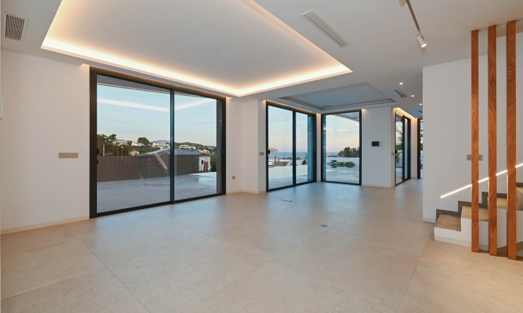 Neue Gebäude - Villa -
Benissa