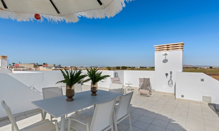Neue Gebäude - Villa -
Los Alcazares
