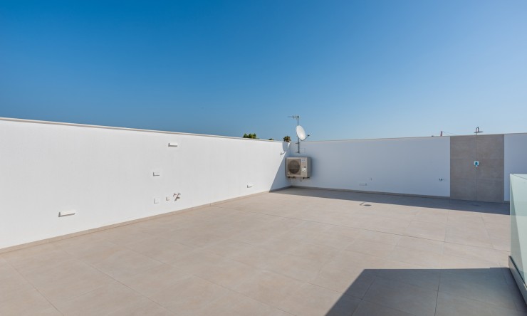 Neue Gebäude - Villa -
Los Alcazares