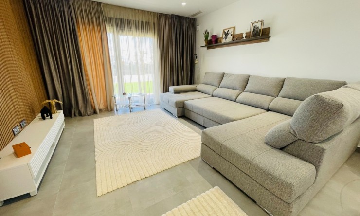 Neue Gebäude - Villa -
Torrevieja