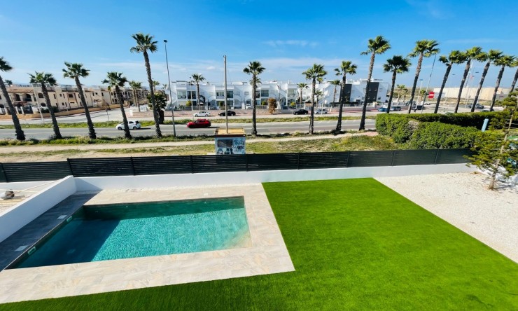 Neue Gebäude - Villa -
Torrevieja