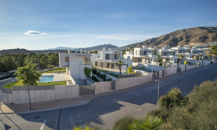 Nueva construcción  - Villa -
Finestrat