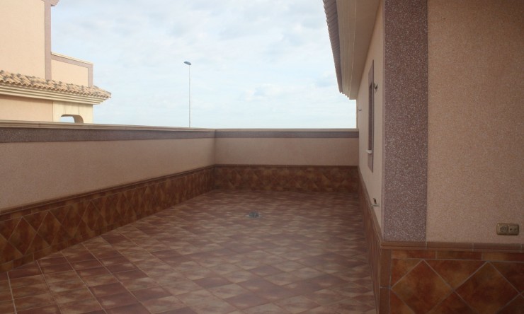 Nowe budownictwo - Bliźniak wolnostojący -
Torrevieja
