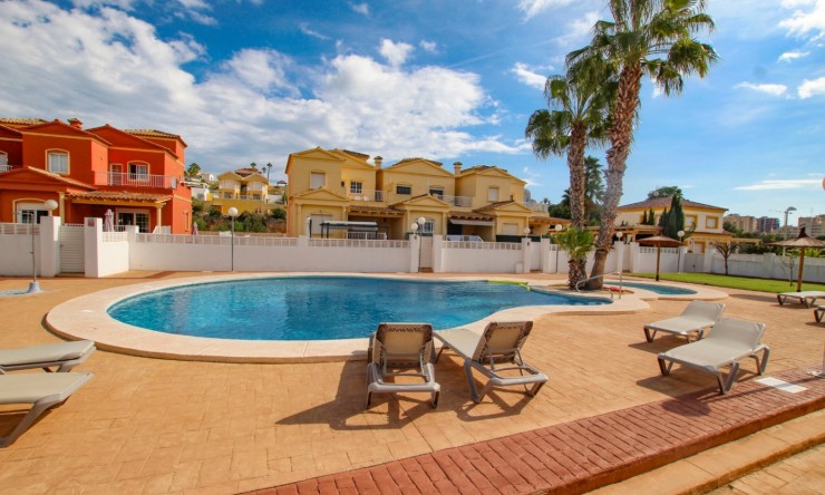 Rynek Wtórny - willa w zabudowie bliźniaczej -
Calpe - Casanova