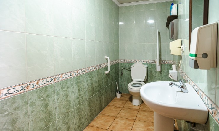 Resale - Commercial -
TORREVIEJA - La Veleta