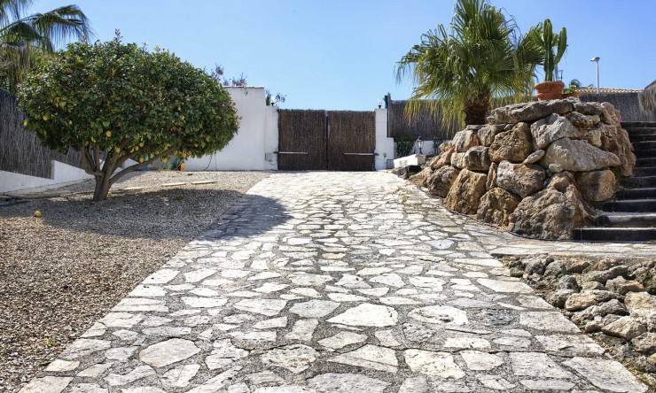 Wiederverkauf - Villa -
Jávea