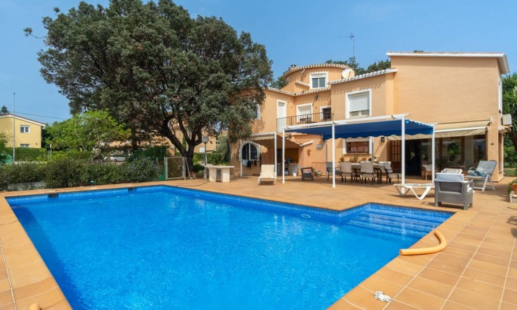 Reventa - Villa -
Denia - Las Marinas