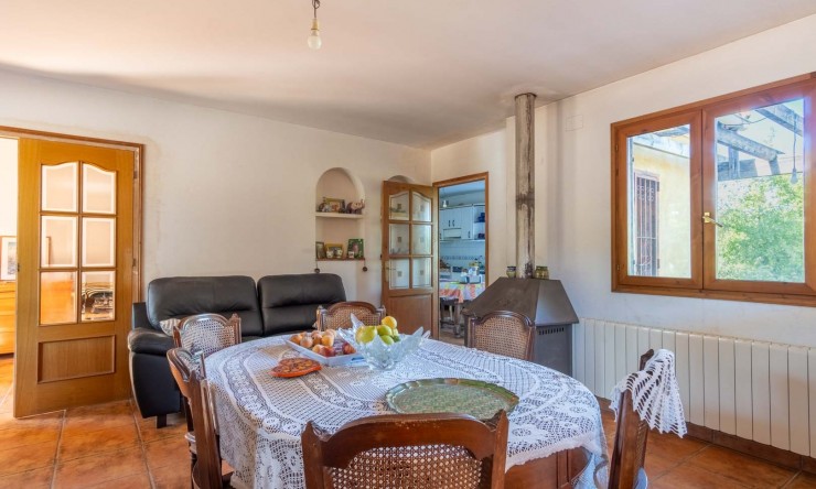 Resale - Villa -
Pedreguer