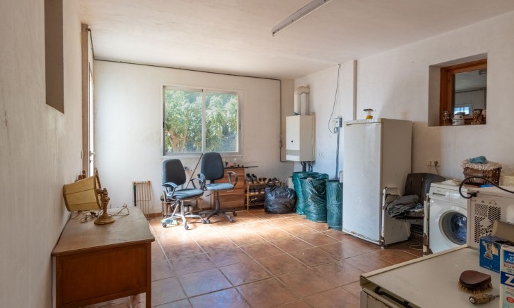 Resale - Villa -
Pedreguer