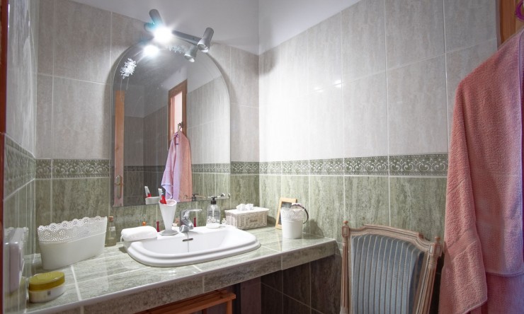 Resale - Villa -
Pedreguer