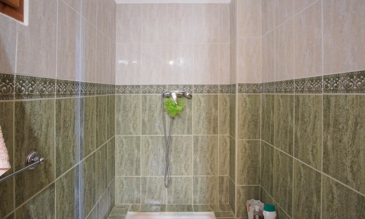 Resale - Villa -
Pedreguer