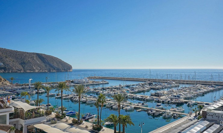 Rynek Wtórny - Działka -
Moraira - El Portet