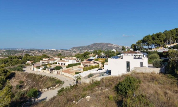 Resale - Plot -
Moraira - Benimeit