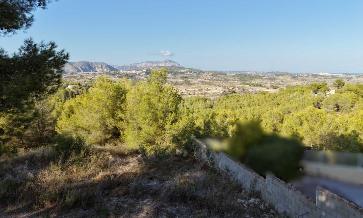 Resale - Plot -
Moraira - Benimeit