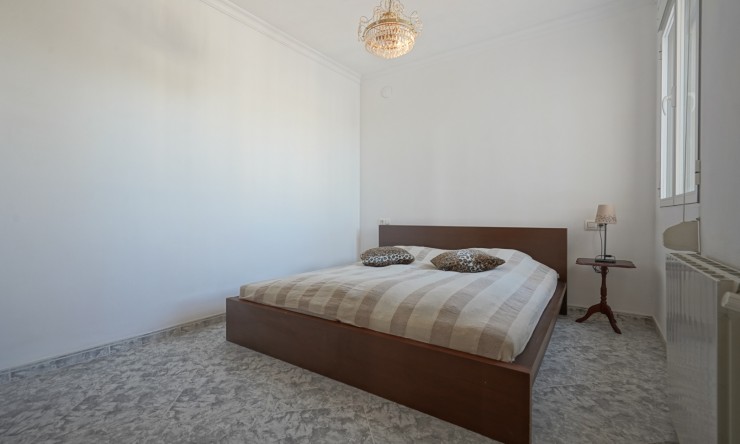 Reventa - Villa -
Calpe - Partida Les Cucarres
