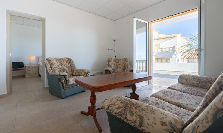 Reventa - Villa -
Calpe - Partida Les Cucarres