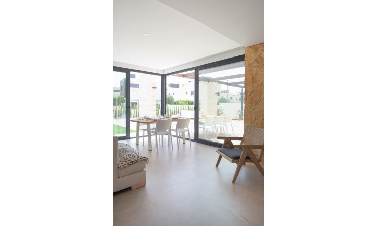 Neue Gebäude - Villa -
Dehesa de Campoamor