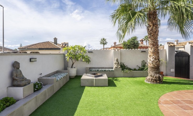Reventa - Villa -
Lo Santiago,