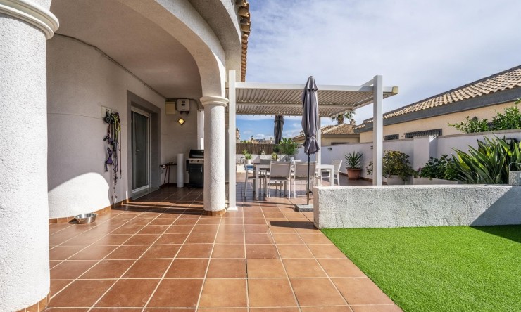 Reventa - Villa -
Lo Santiago,