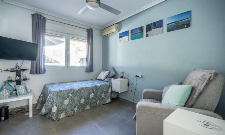 Reventa - Villa -
Lo Santiago,